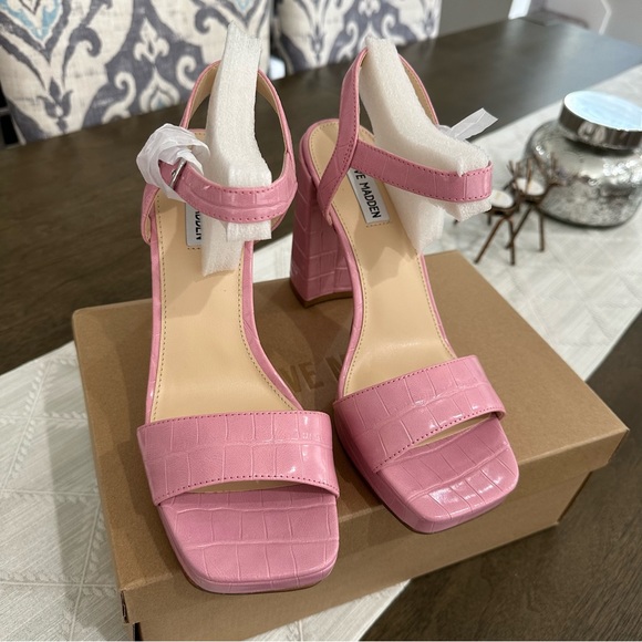 NIB Steve Madden Perseplois Patent Block Heel Pink Size 9.5 - Picture 6 of 10